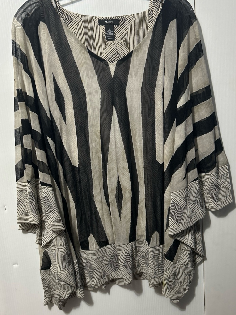 Alfani Black & Cream Geometric Stripe Dolman Blouse